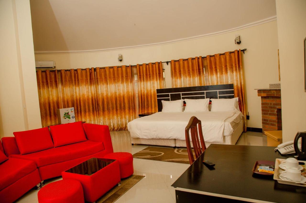 A1 Hotel And Resort 아루샤 외부 사진