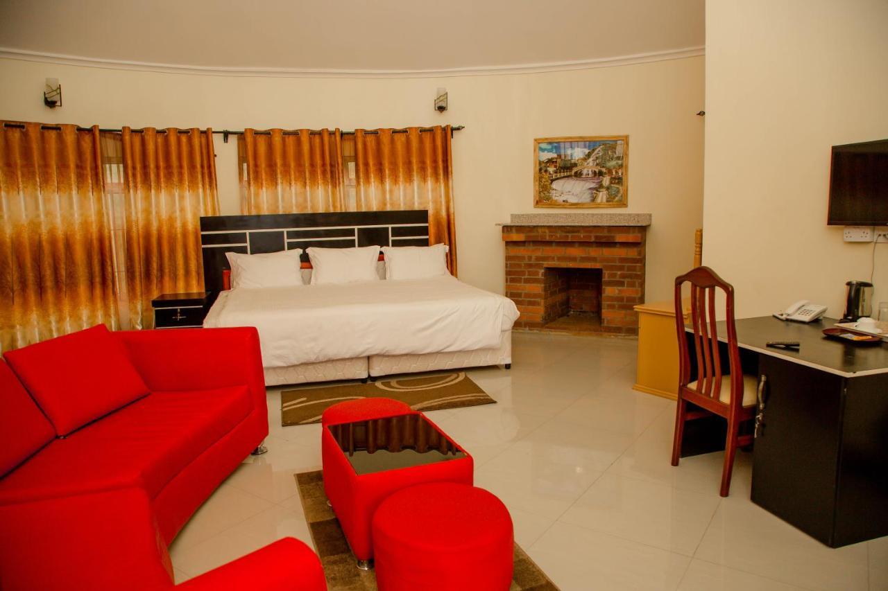 A1 Hotel And Resort 아루샤 외부 사진